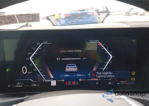 2024 BMW 3 Series 330I xDrive z USA, uszkodzony, nr VIN 3MW89FF02R8E25433